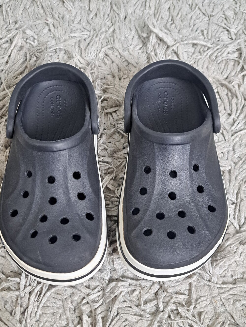 Classic Unisex Crocs Black Clogs Size M 4 | W 6